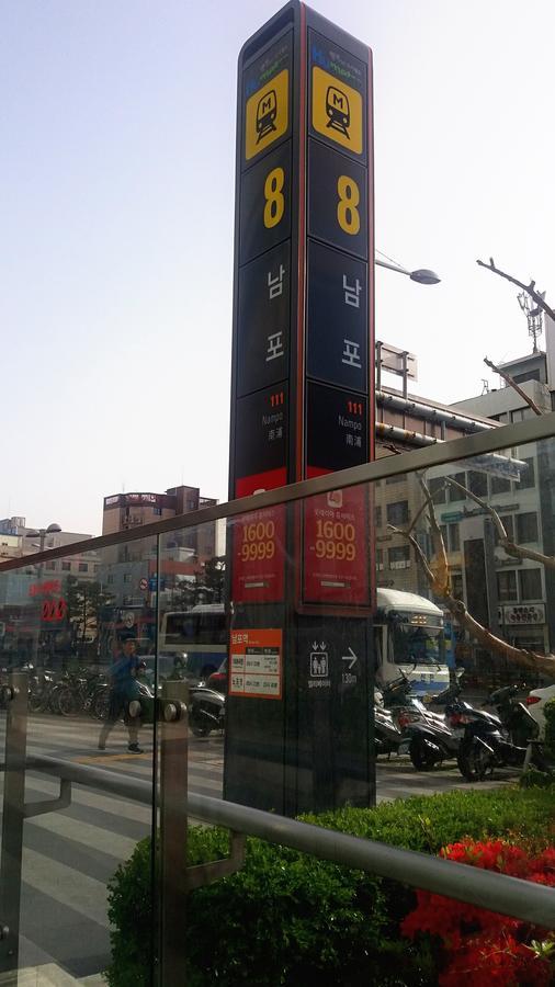 Silk Road Hostel Busan Bagian luar foto