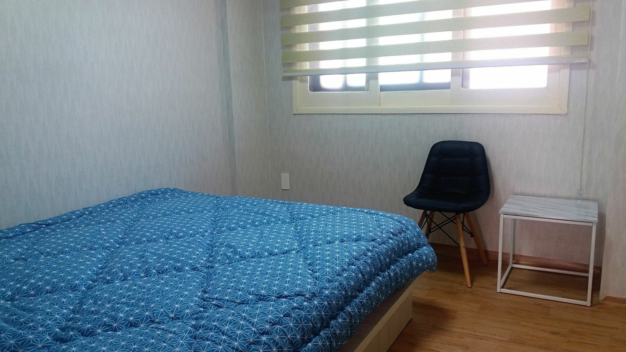 Silk Road Hostel Busan Bagian luar foto