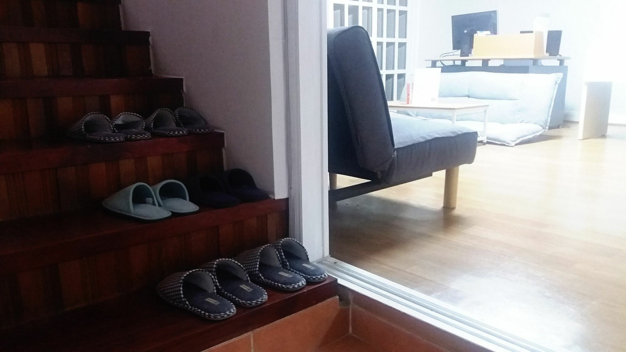 Silk Road Hostel Busan Bagian luar foto